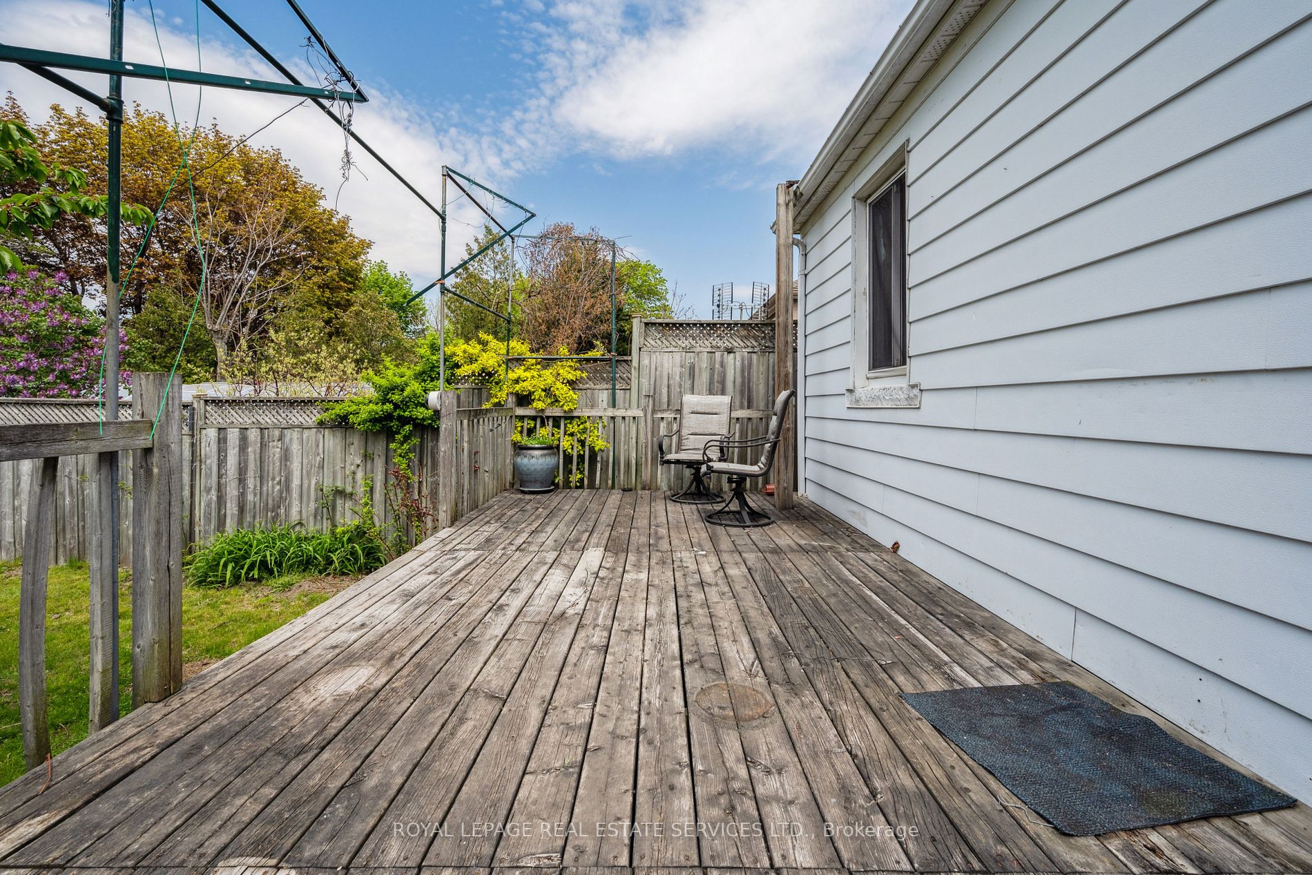 8 Culnan Ave