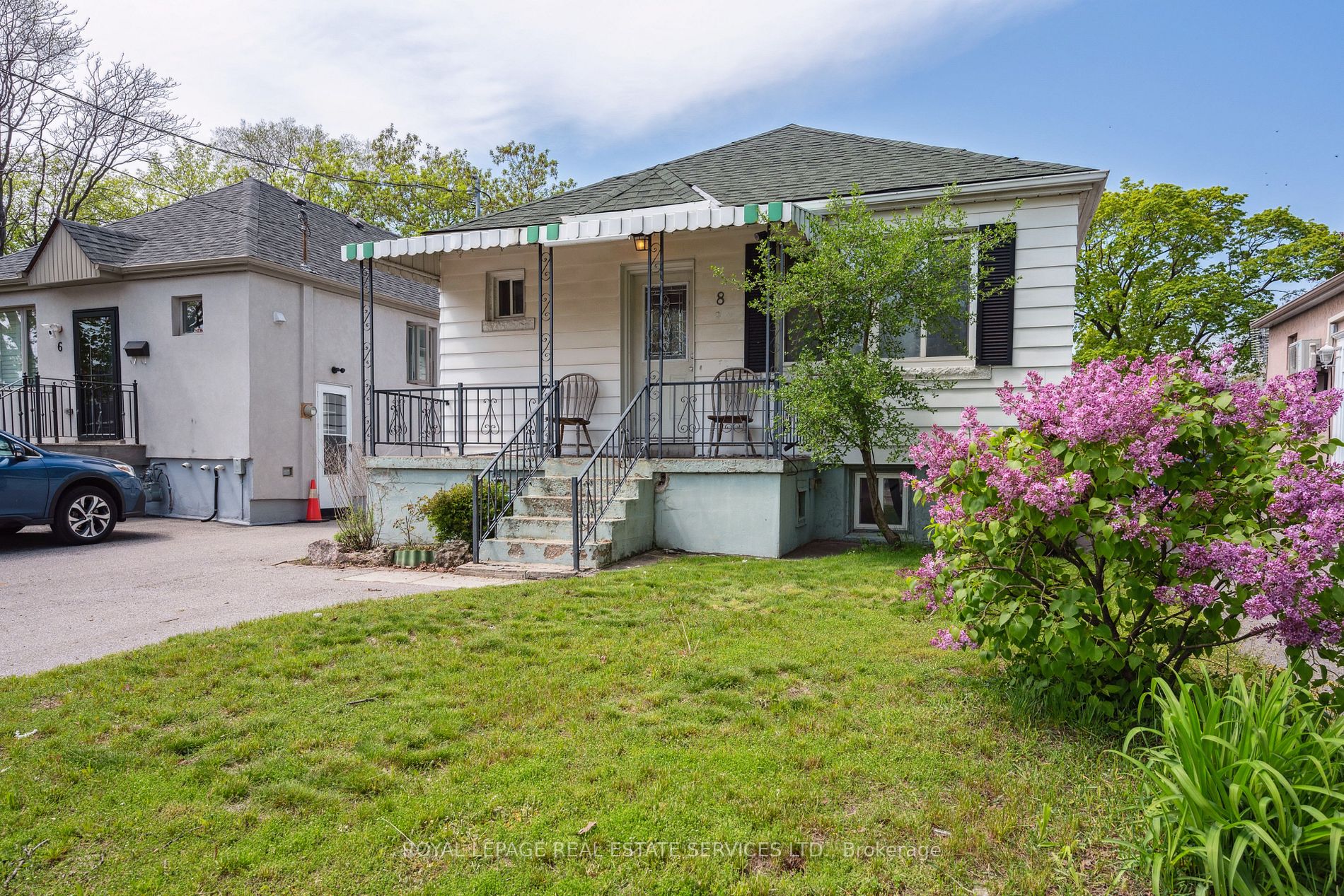 8 Culnan Ave