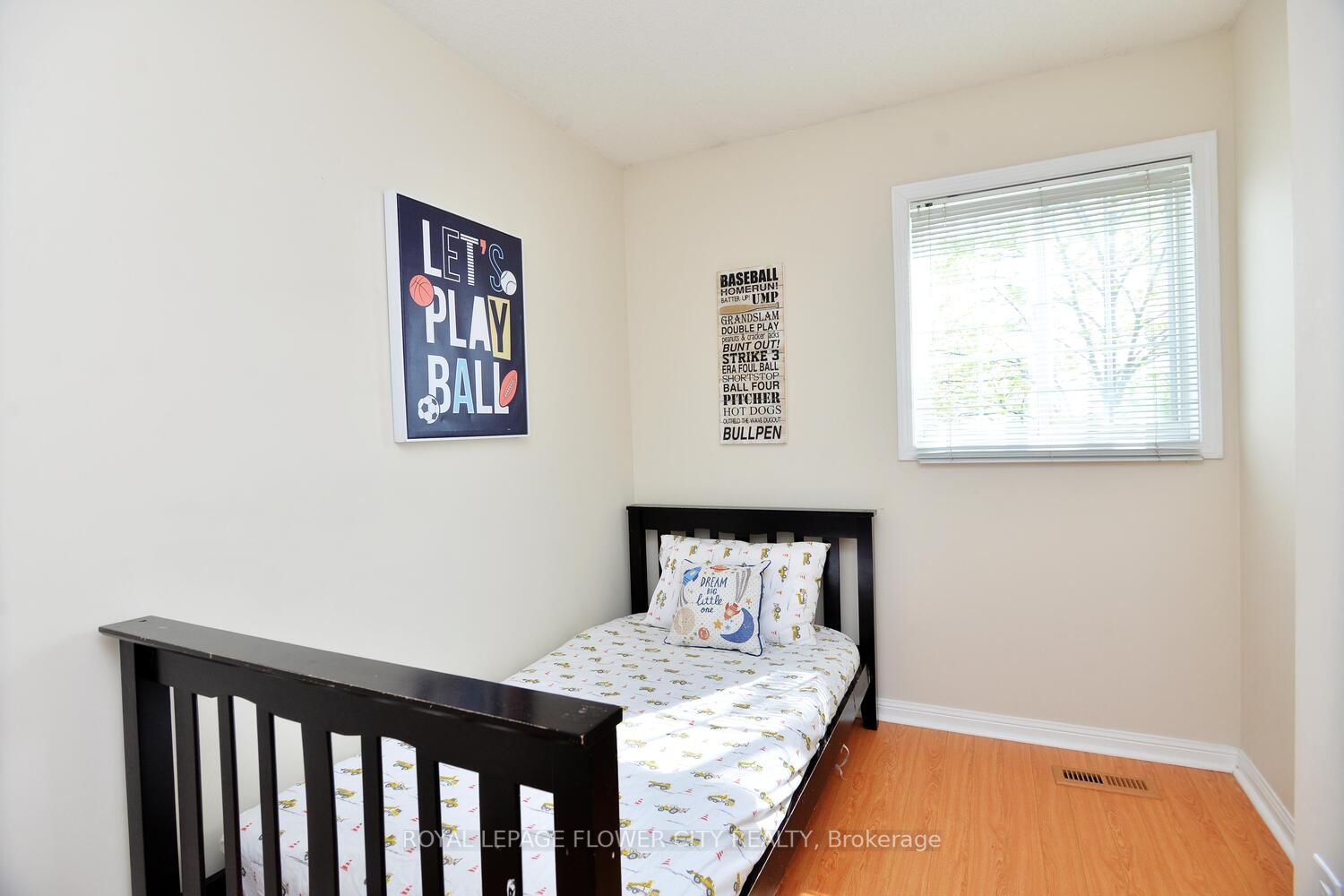 4950 Rathkeale Rd S, #9