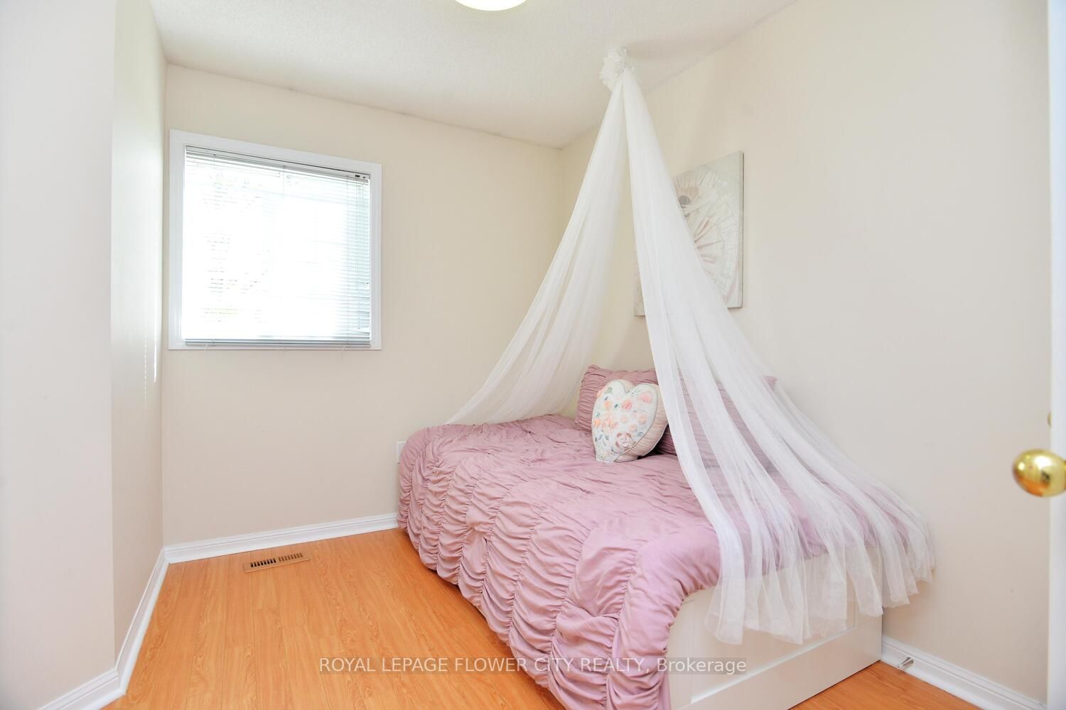 4950 Rathkeale Rd S, #9