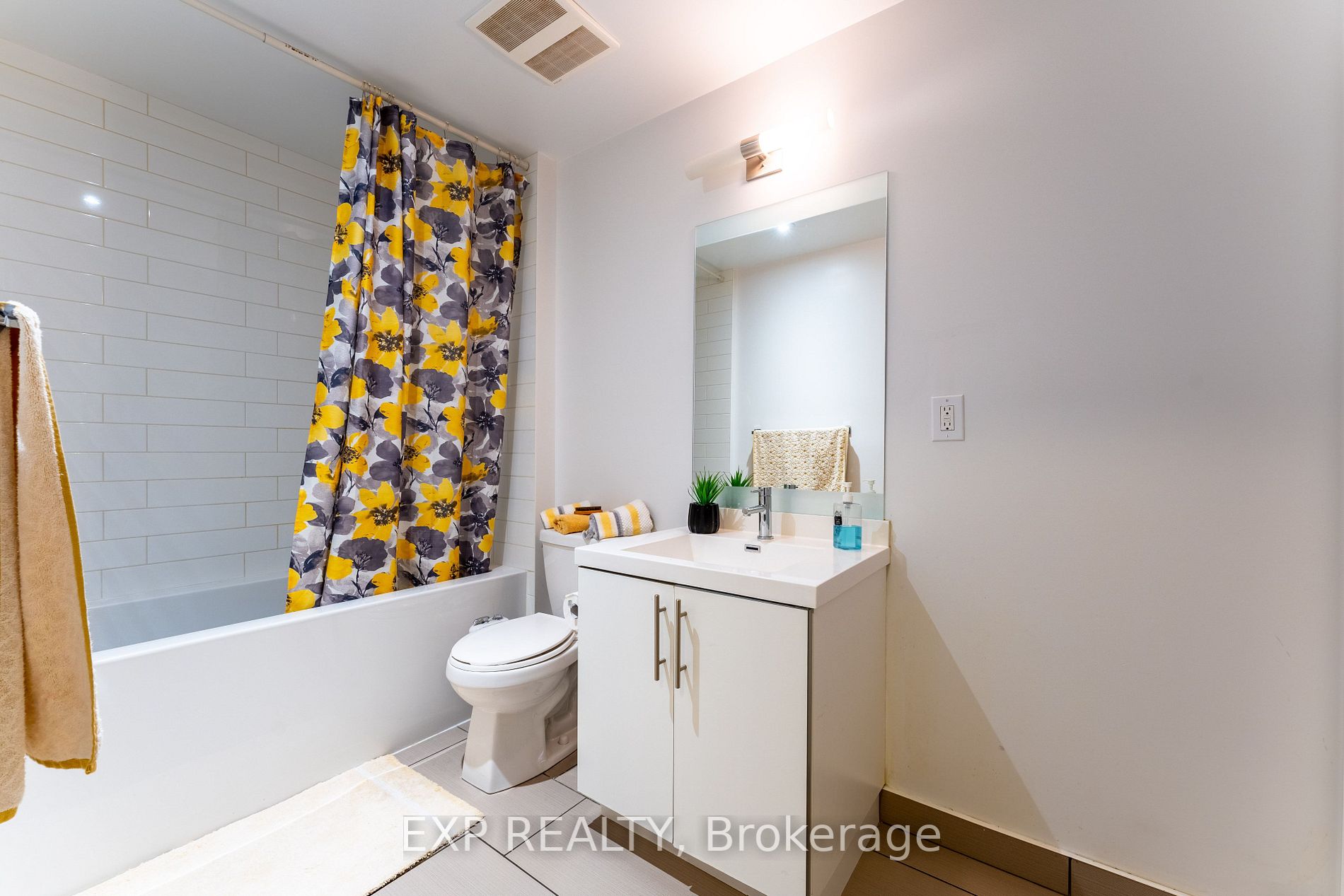 Listing W5994236 - Large Photo # 21