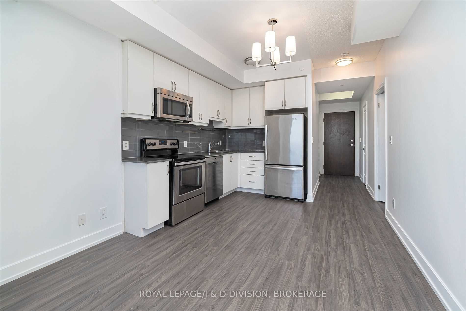 2 Eva Rd, #2728