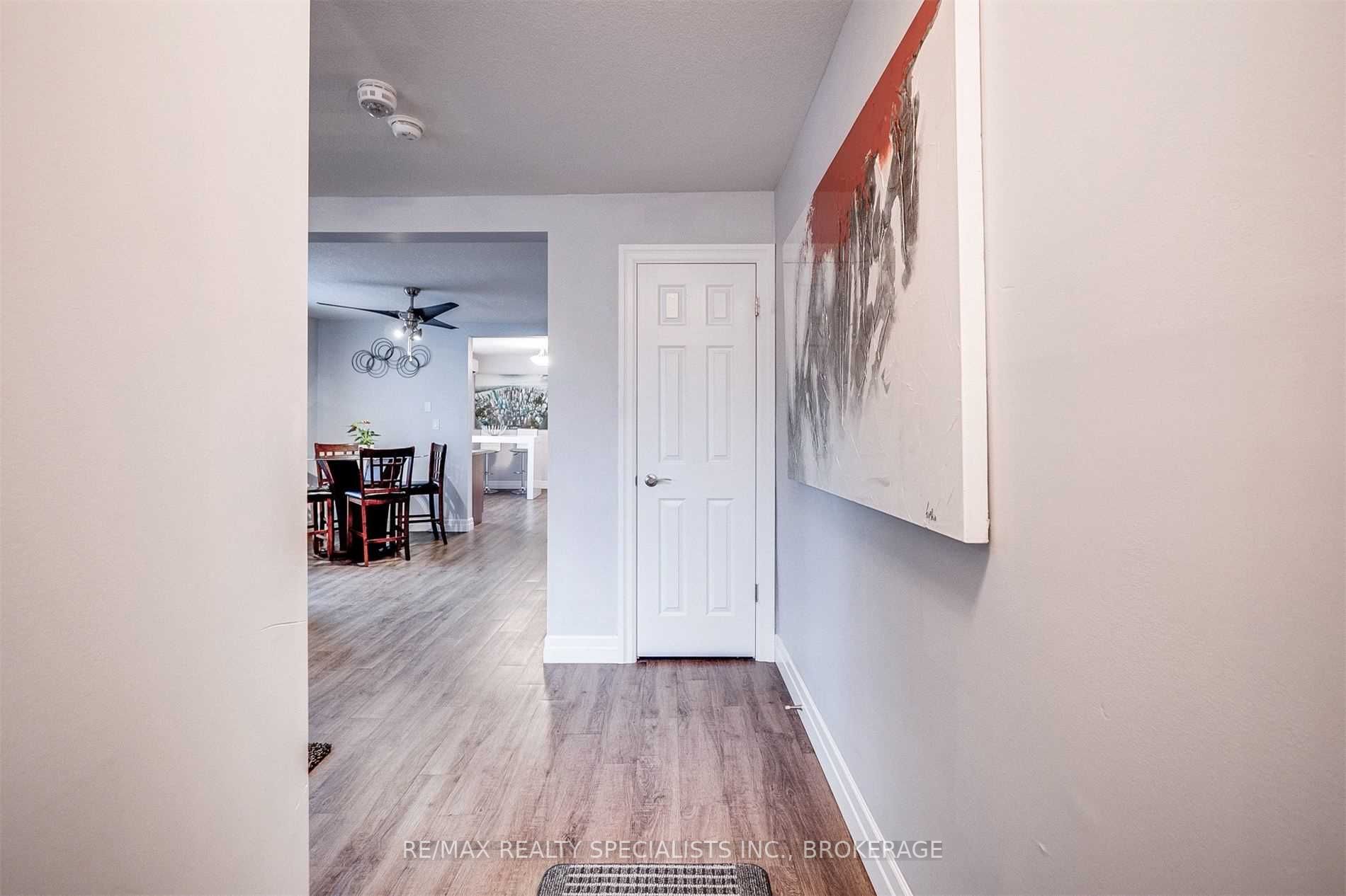 Listing W5994301 - Large Photo # 4