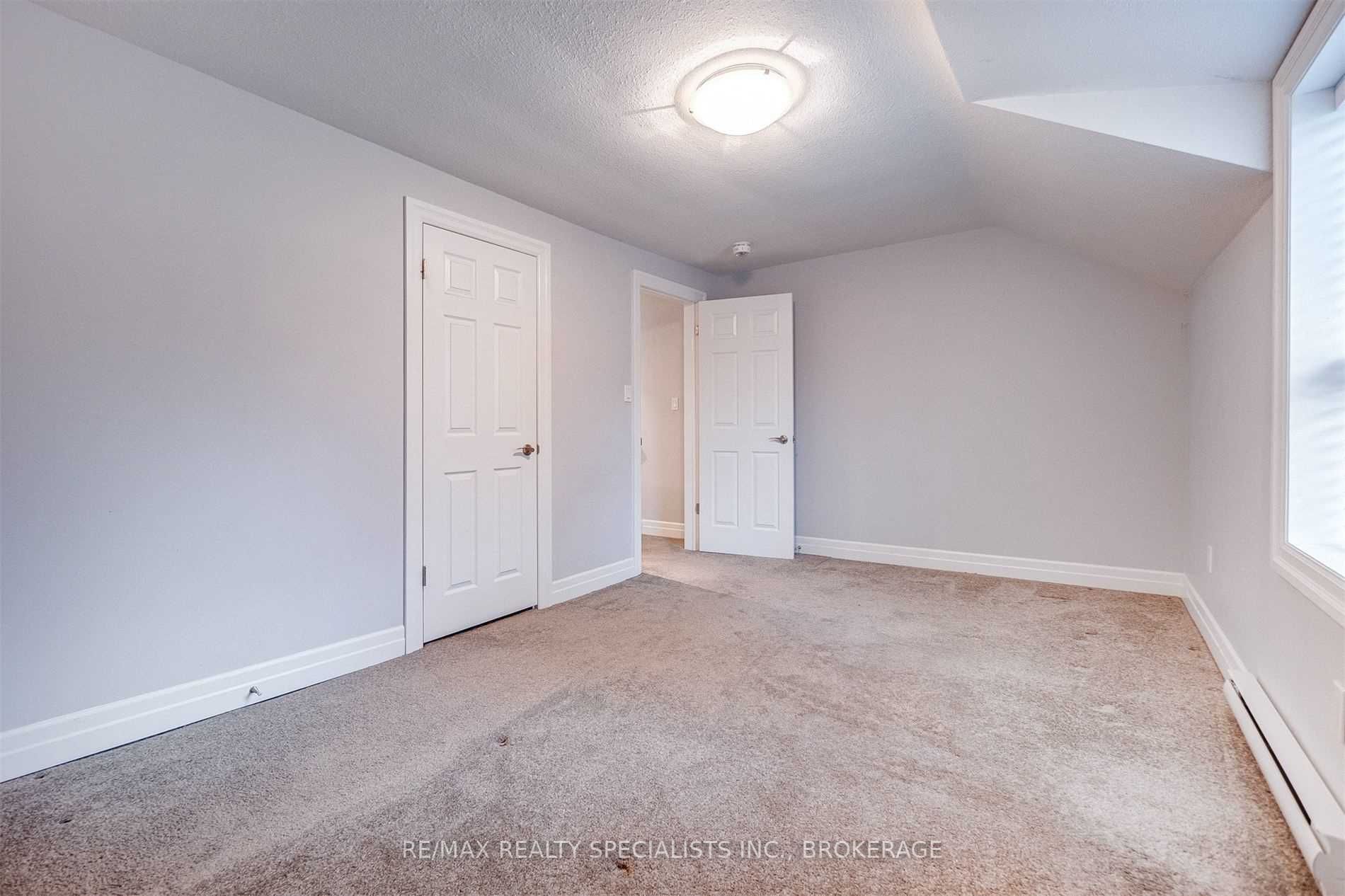 Listing W5994301 - Large Photo # 27