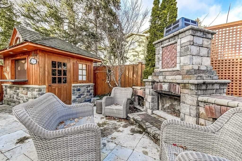 2059 Kawartha Cres