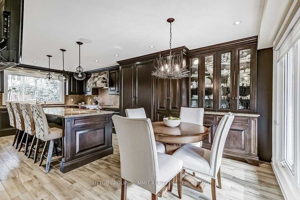 2059 Kawartha Cres