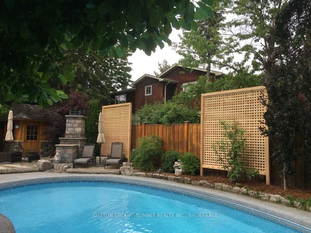 2059 Kawartha Cres