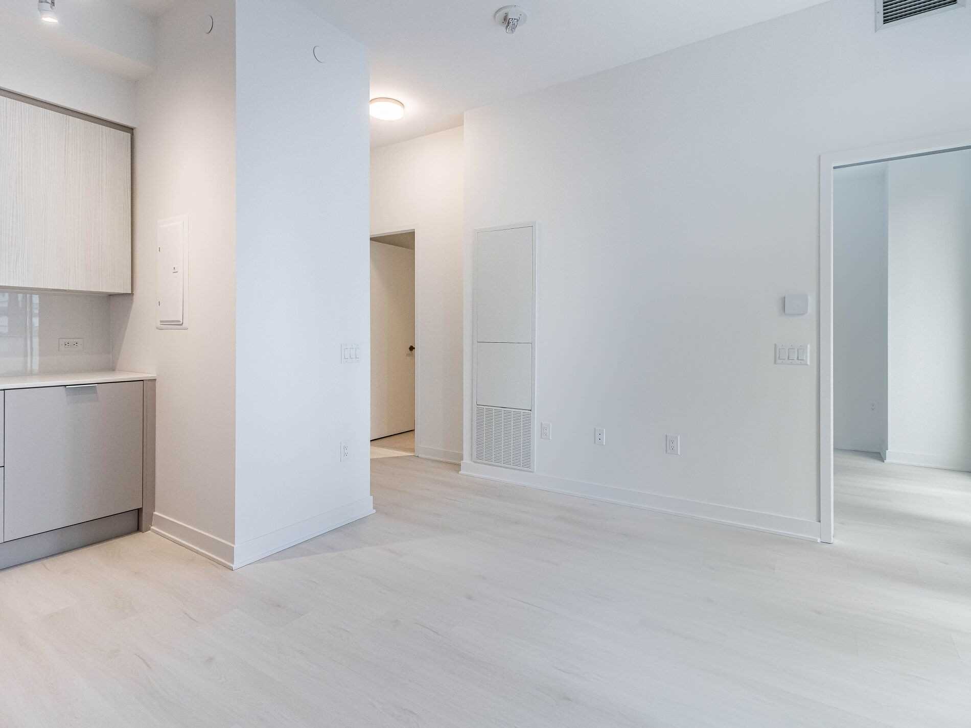 3900 Confederation Parkway, #1210