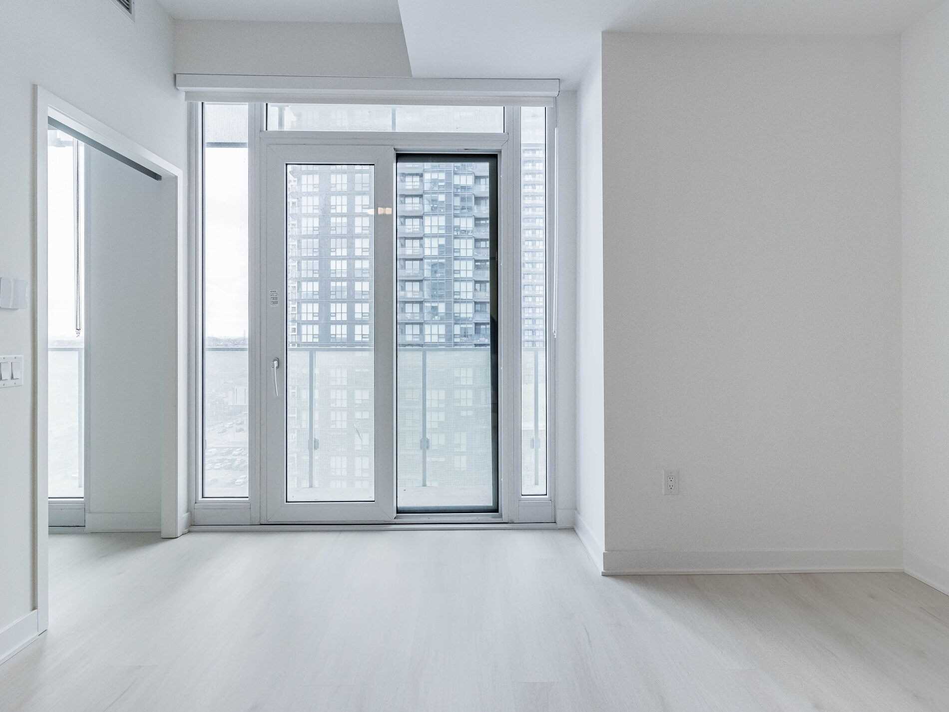 3900 Confederation Parkway, #1210