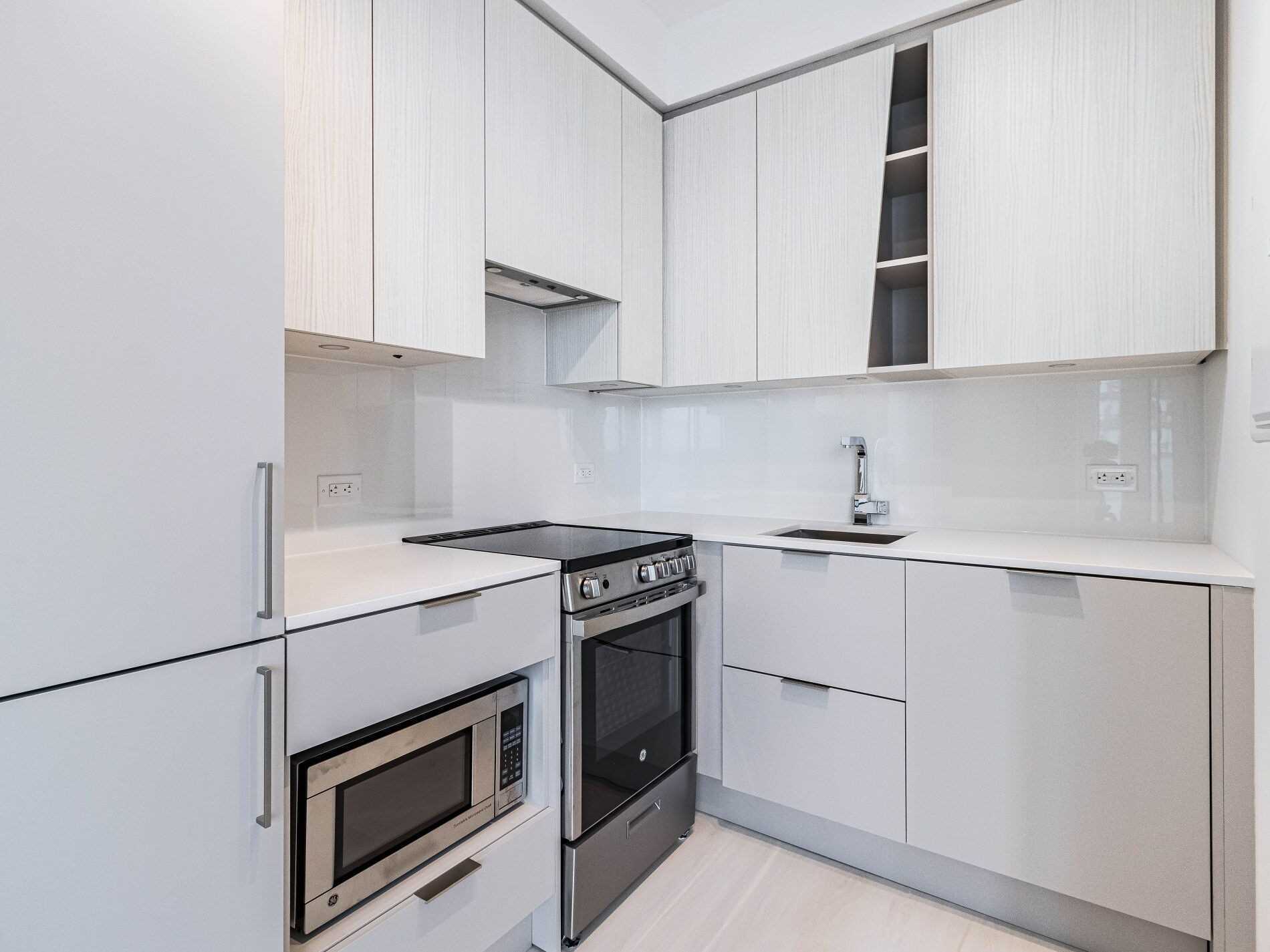3900 Confederation Parkway, #1210