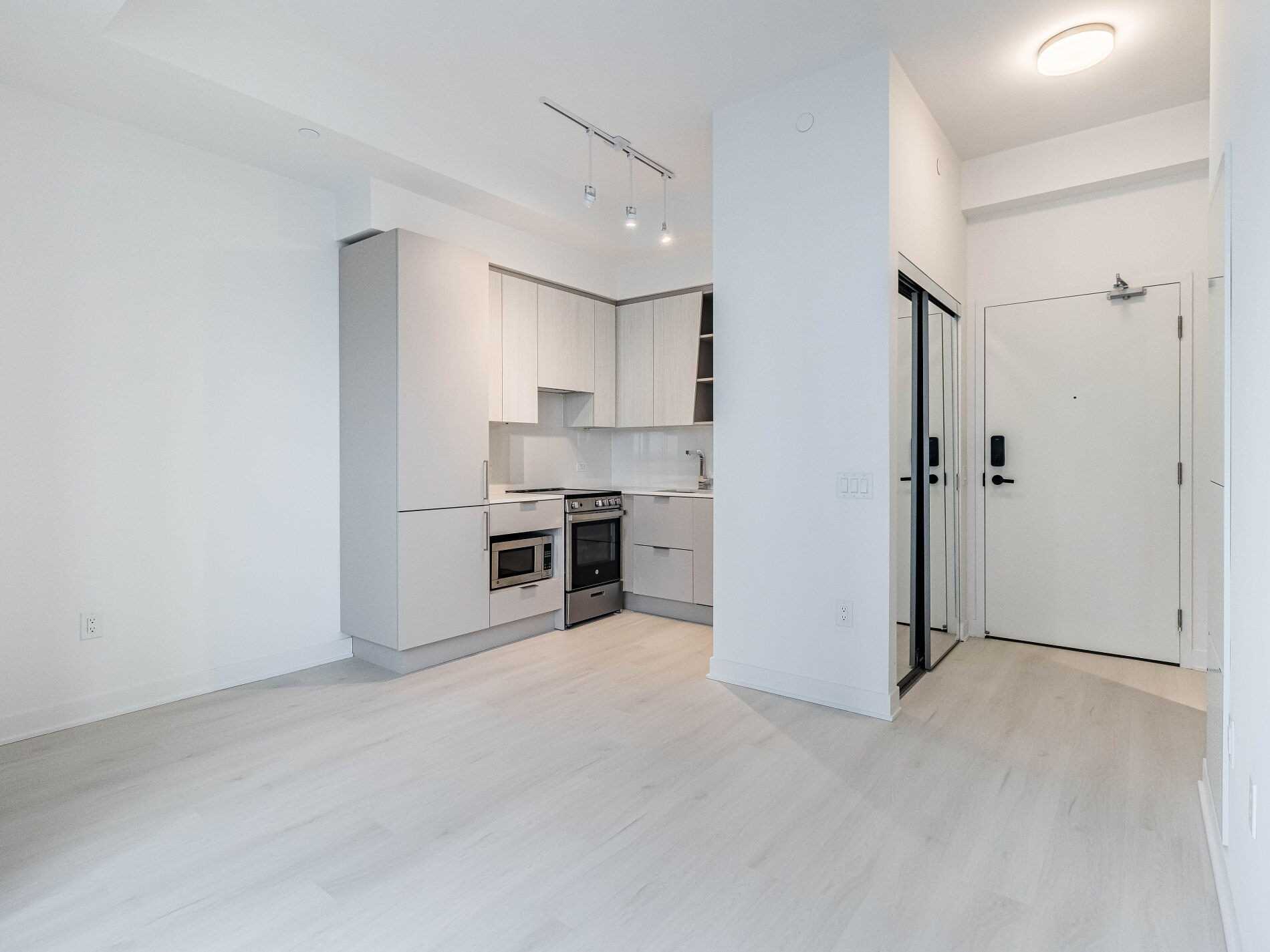3900 Confederation Parkway, #1210