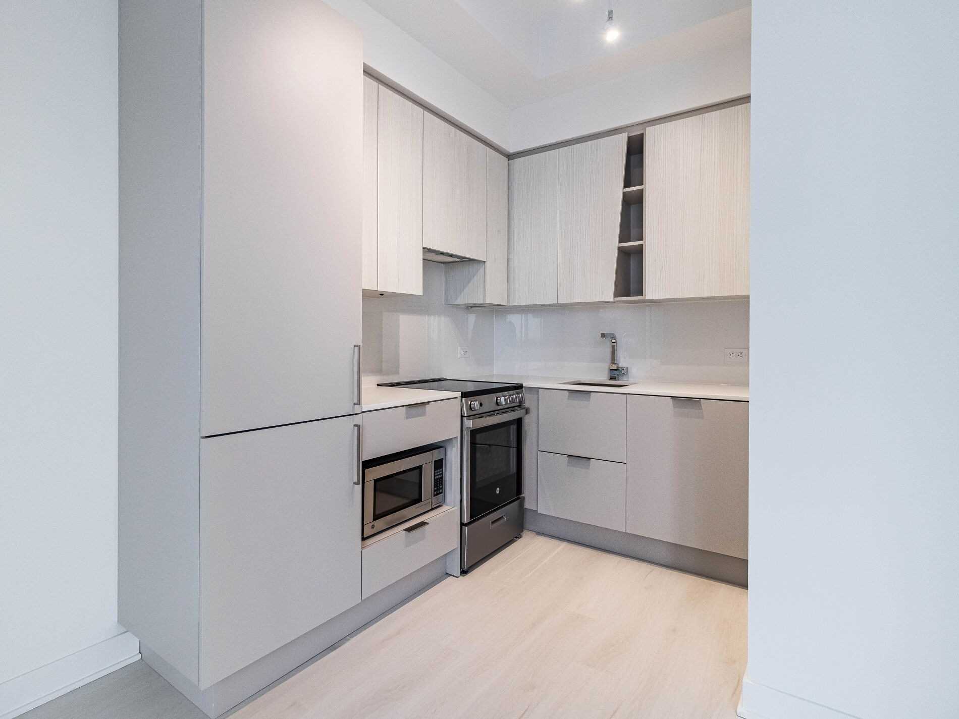 3900 Confederation Parkway, #1210