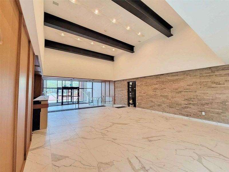 2300 St. Clair Ave W, #328