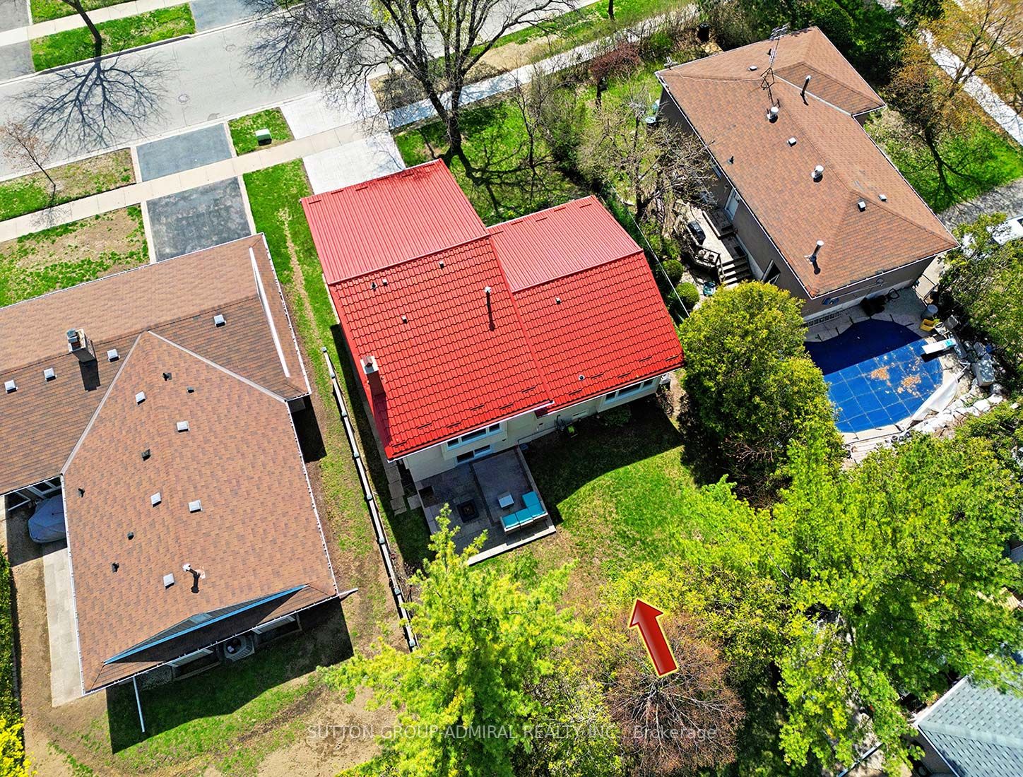 2816 Constable Rd