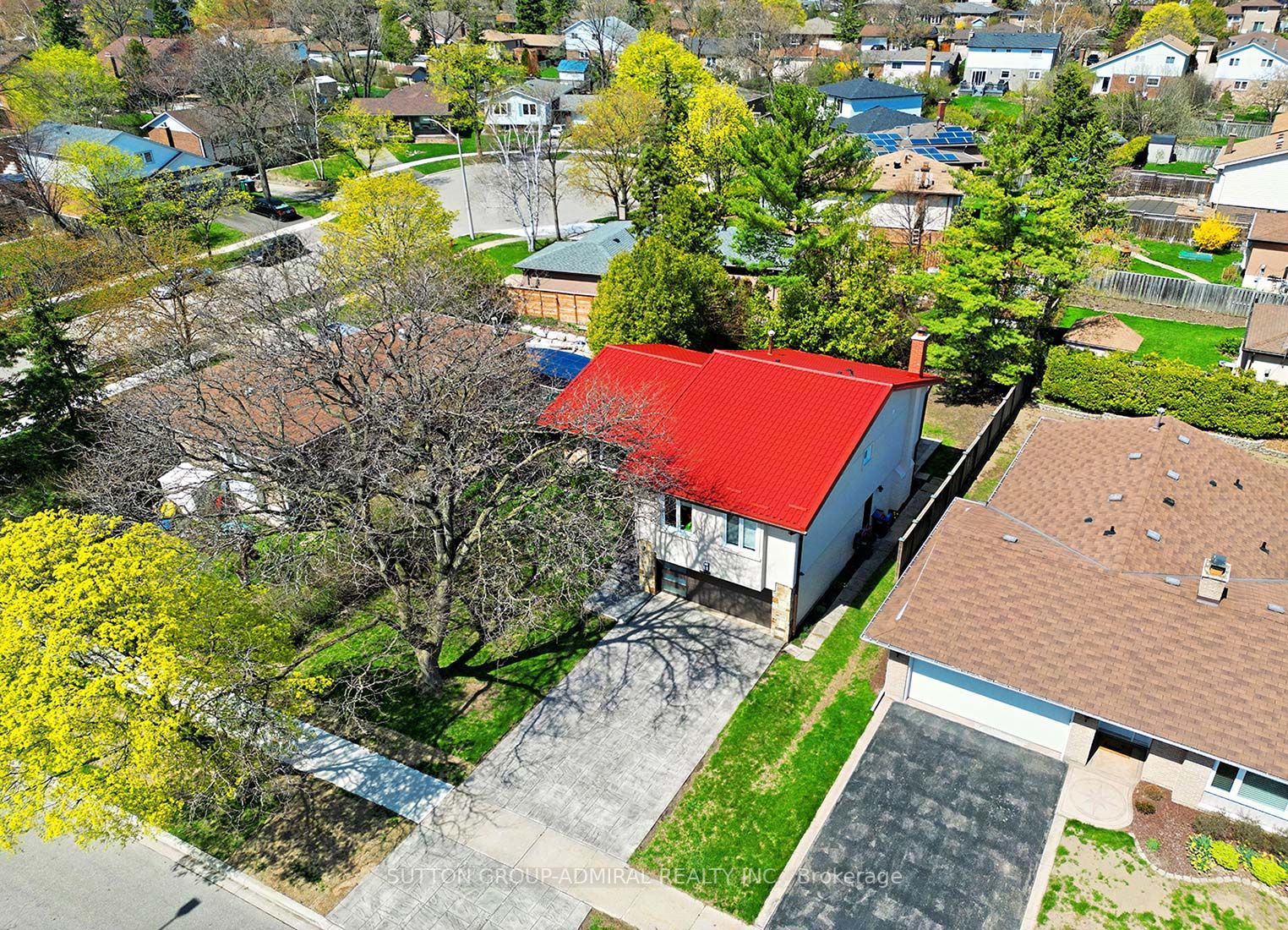 2816 Constable Rd