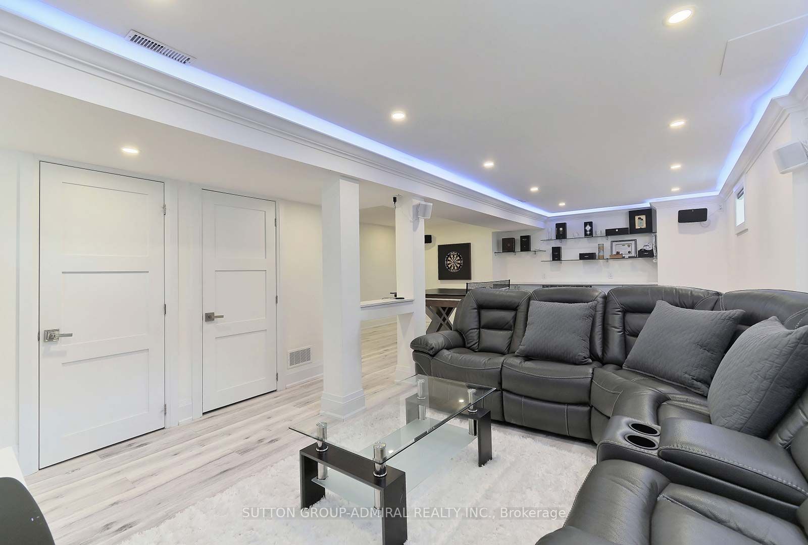 2816 Constable Rd