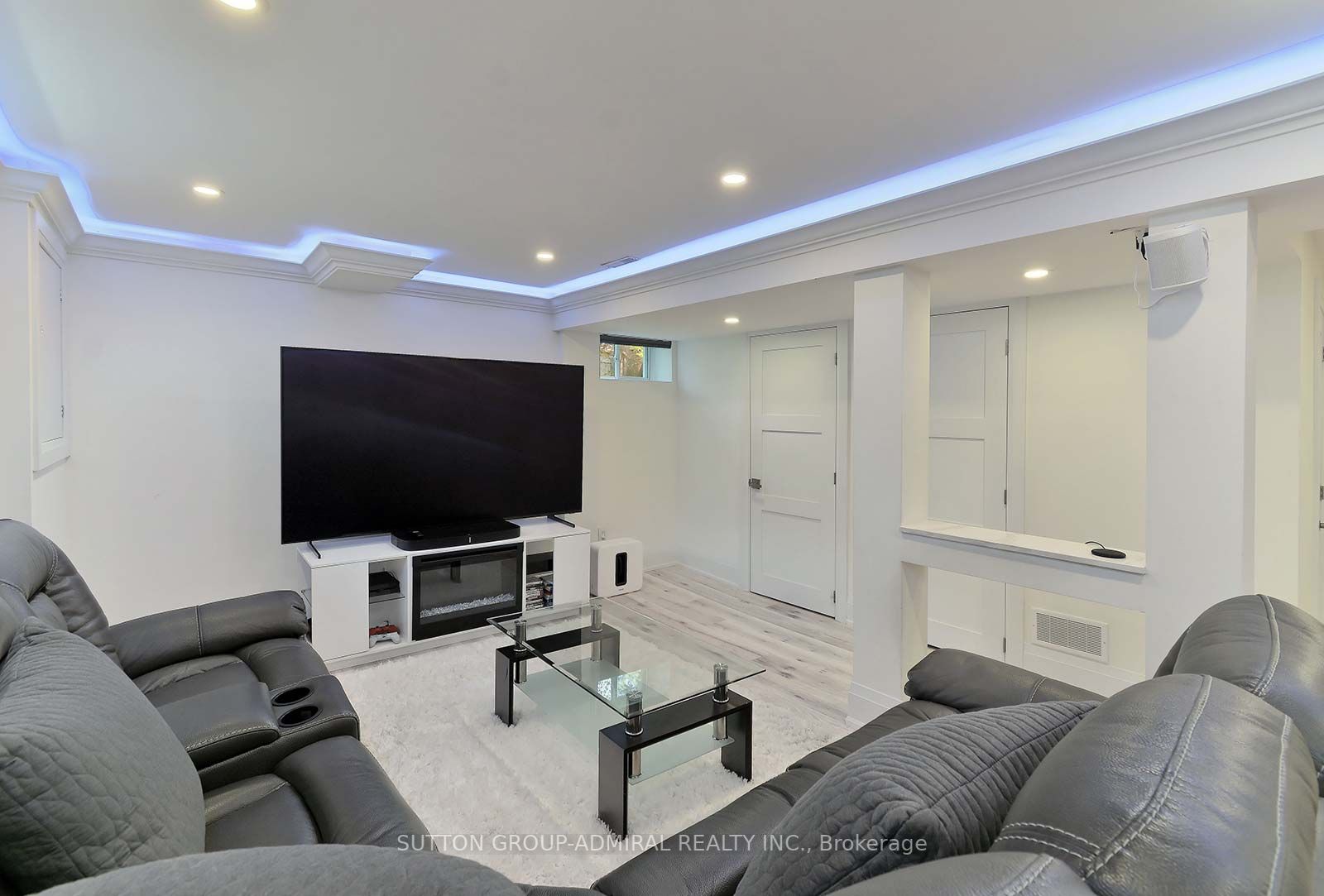 2816 Constable Rd