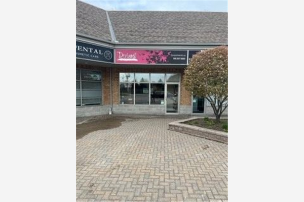 2555 Erin Centre Blvd, Mississauga