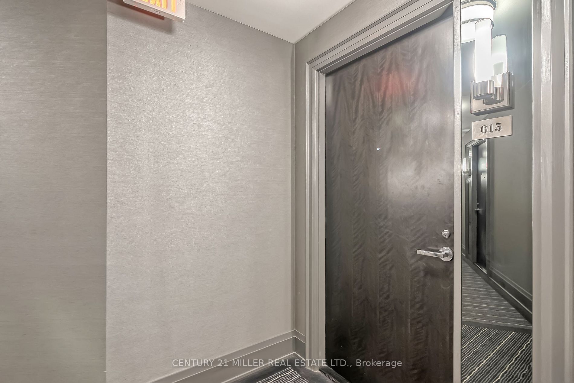Listing W5995248 - Large Photo # 3