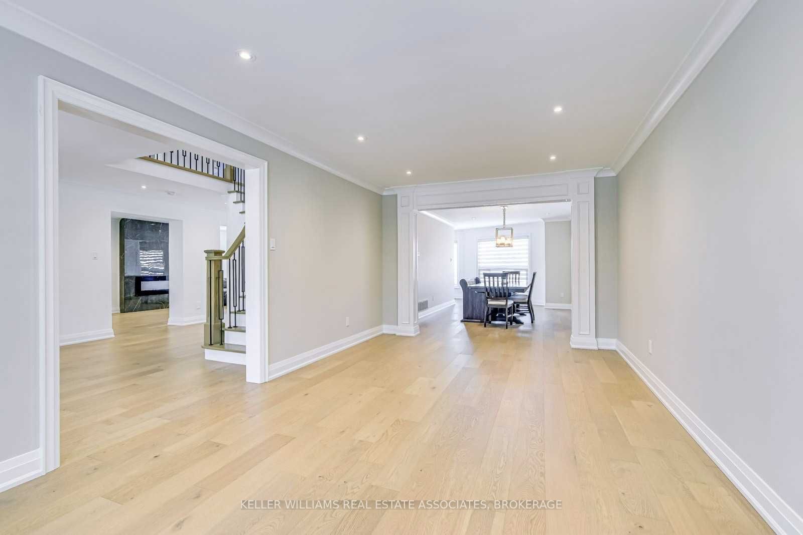 Listing W5995541 - Large Photo # 4