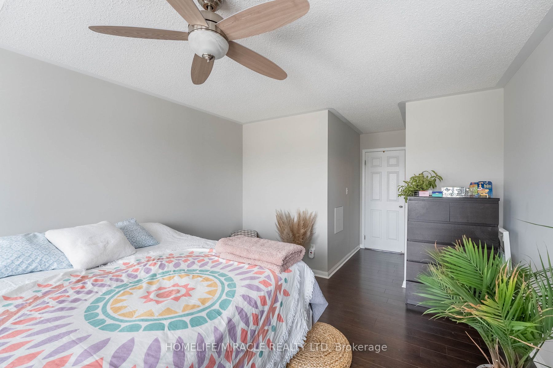 Listing W5995548 - Large Photo # 15