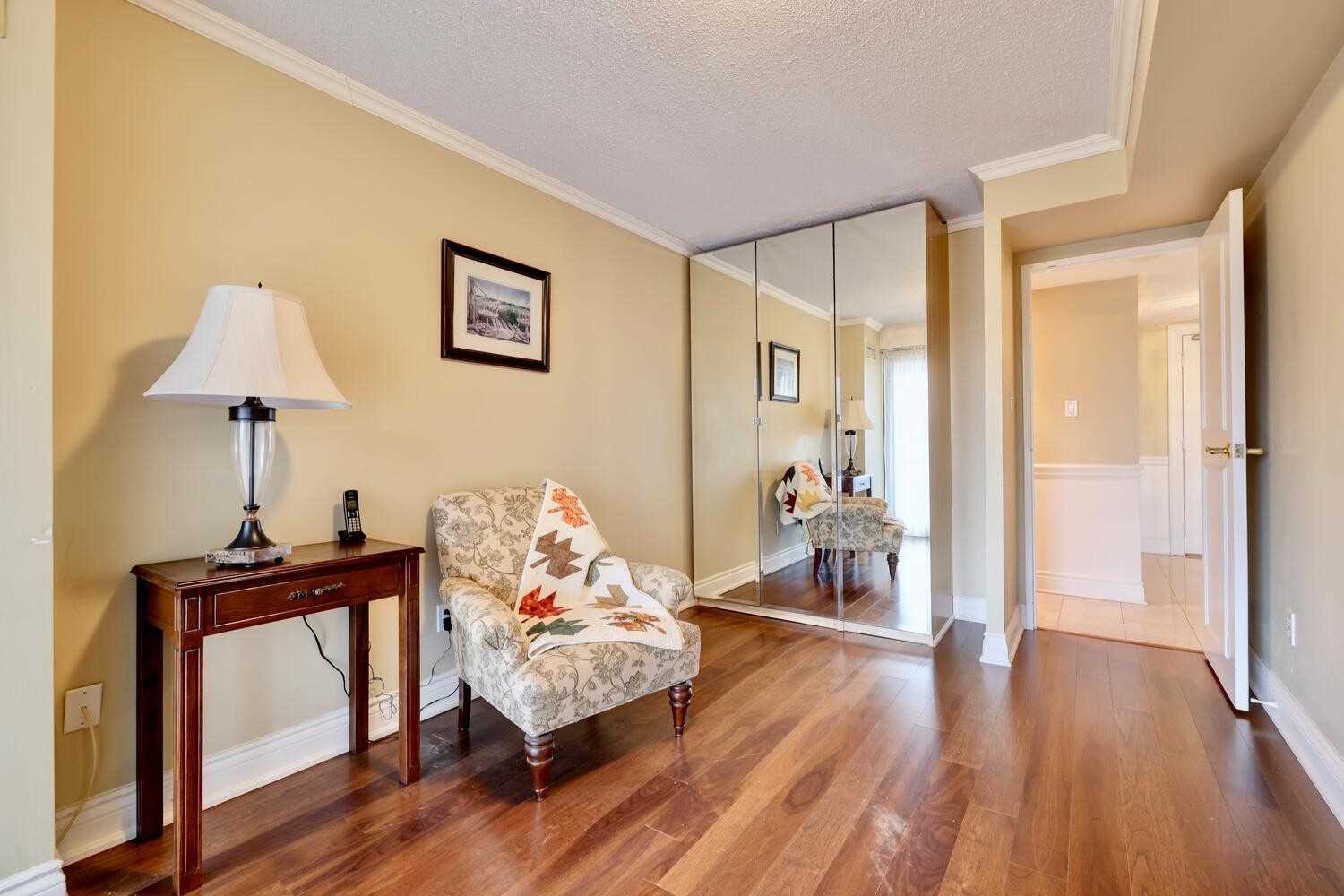 Listing W5995811 - Large Photo # 21