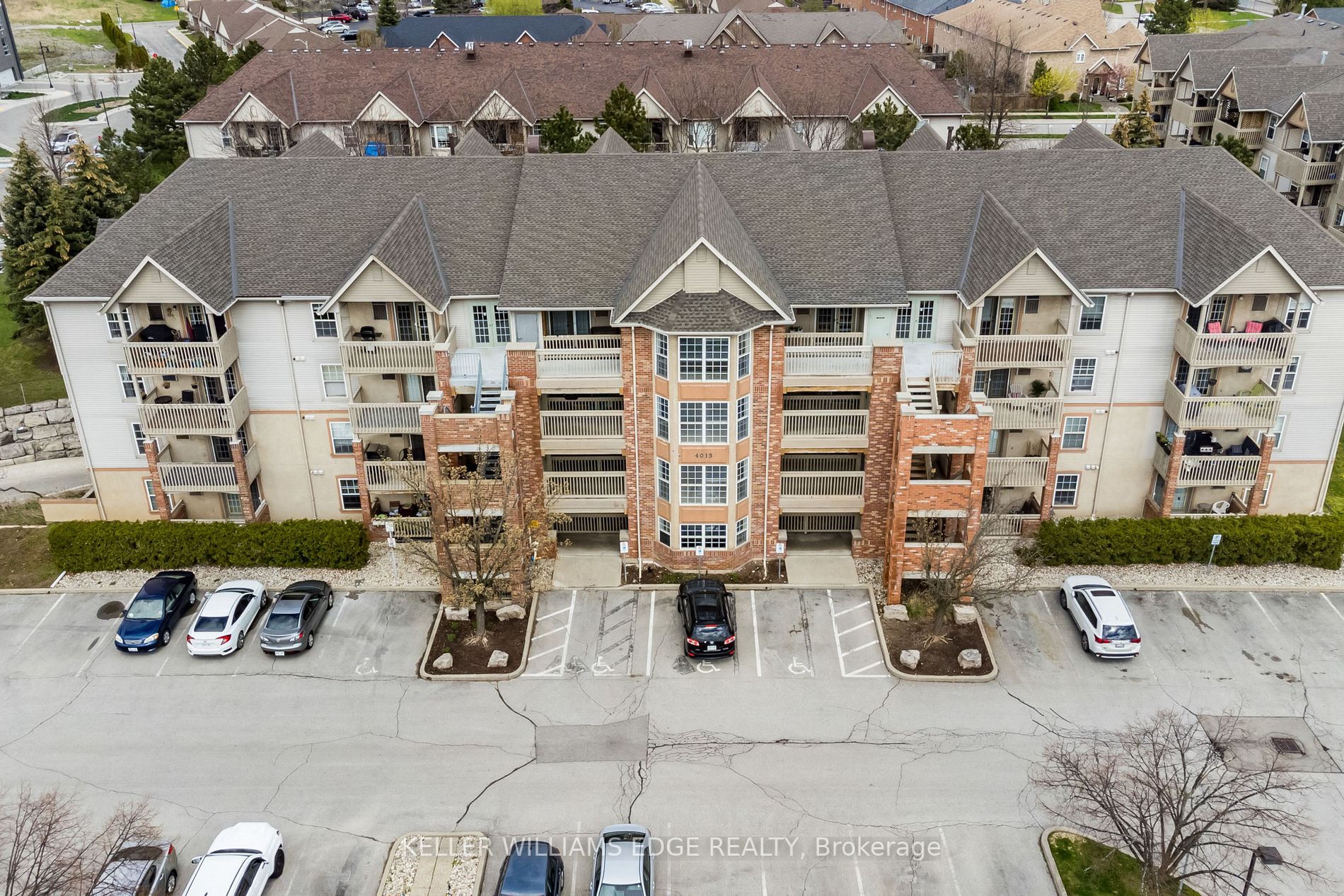 Listing W5995812 - Large Photo # 32