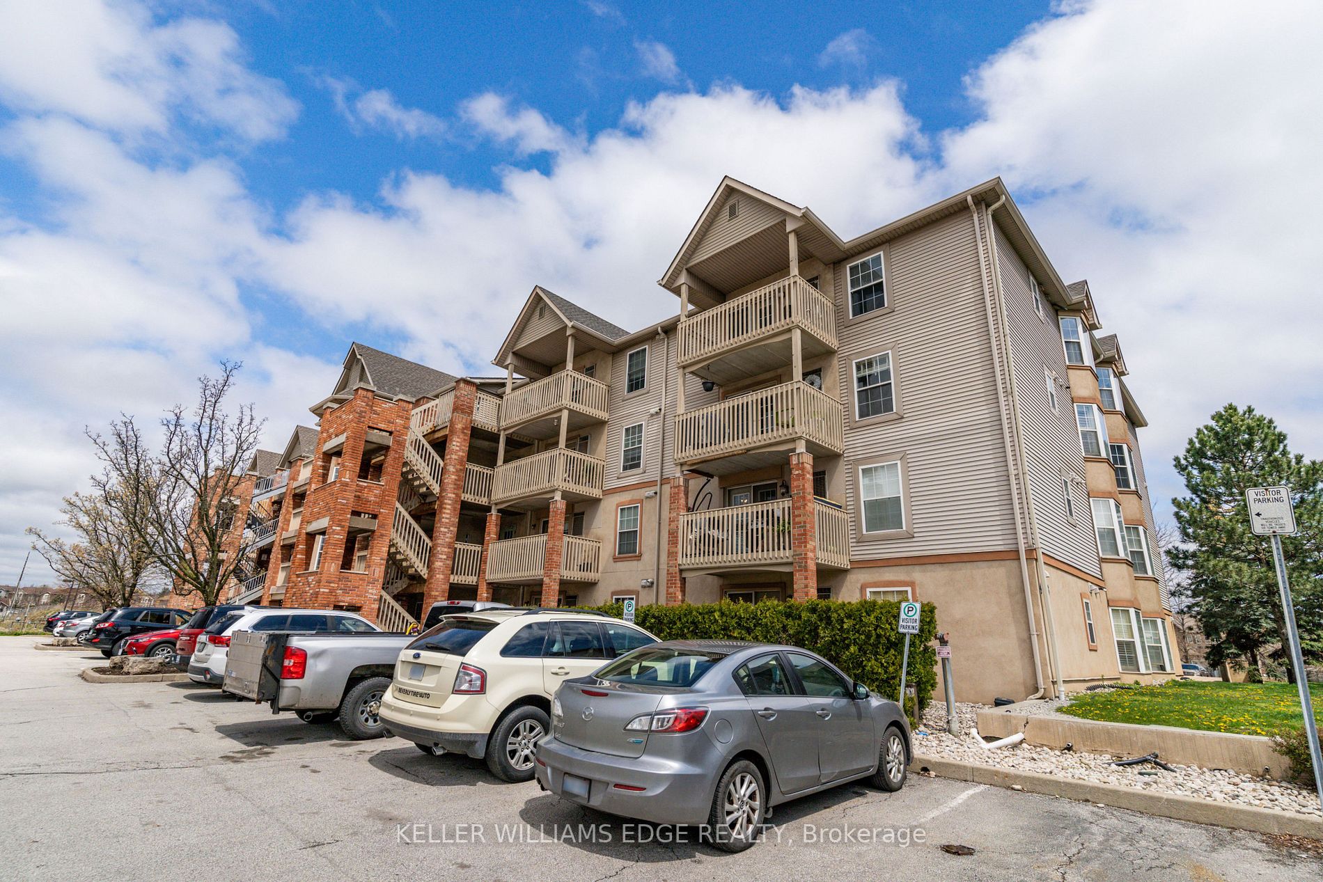 Listing W5995812 - Large Photo # 2