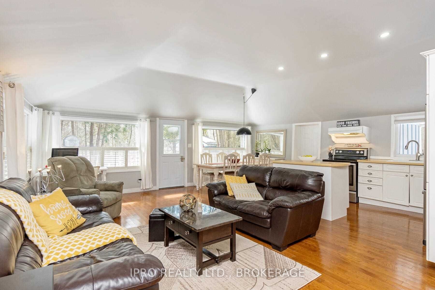 Listing W5996081 - Large Photo # 31