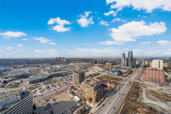 220 Burnhamthorpe Rd W, Mississauga