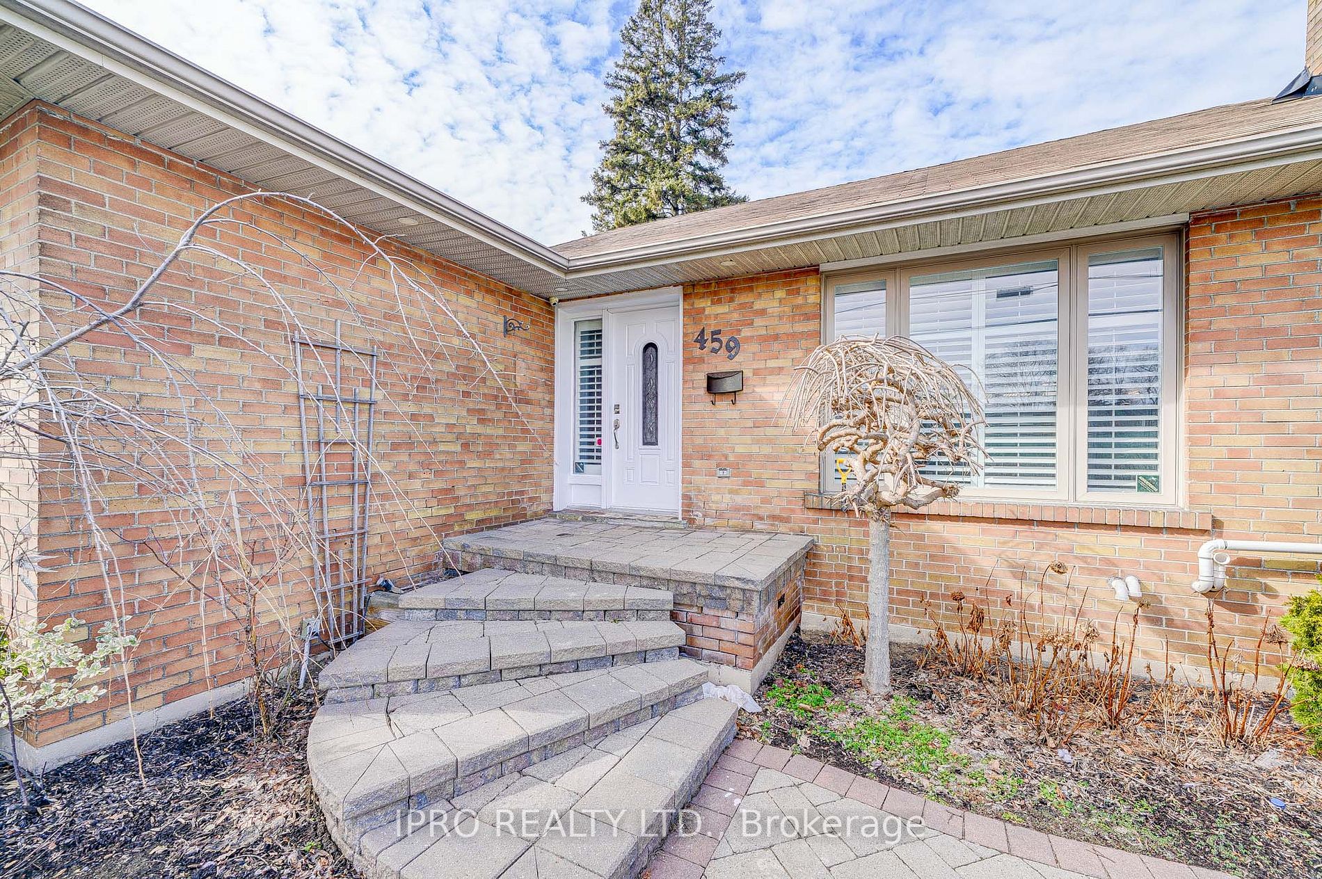 Listing W5996336 - Large Photo # 2
