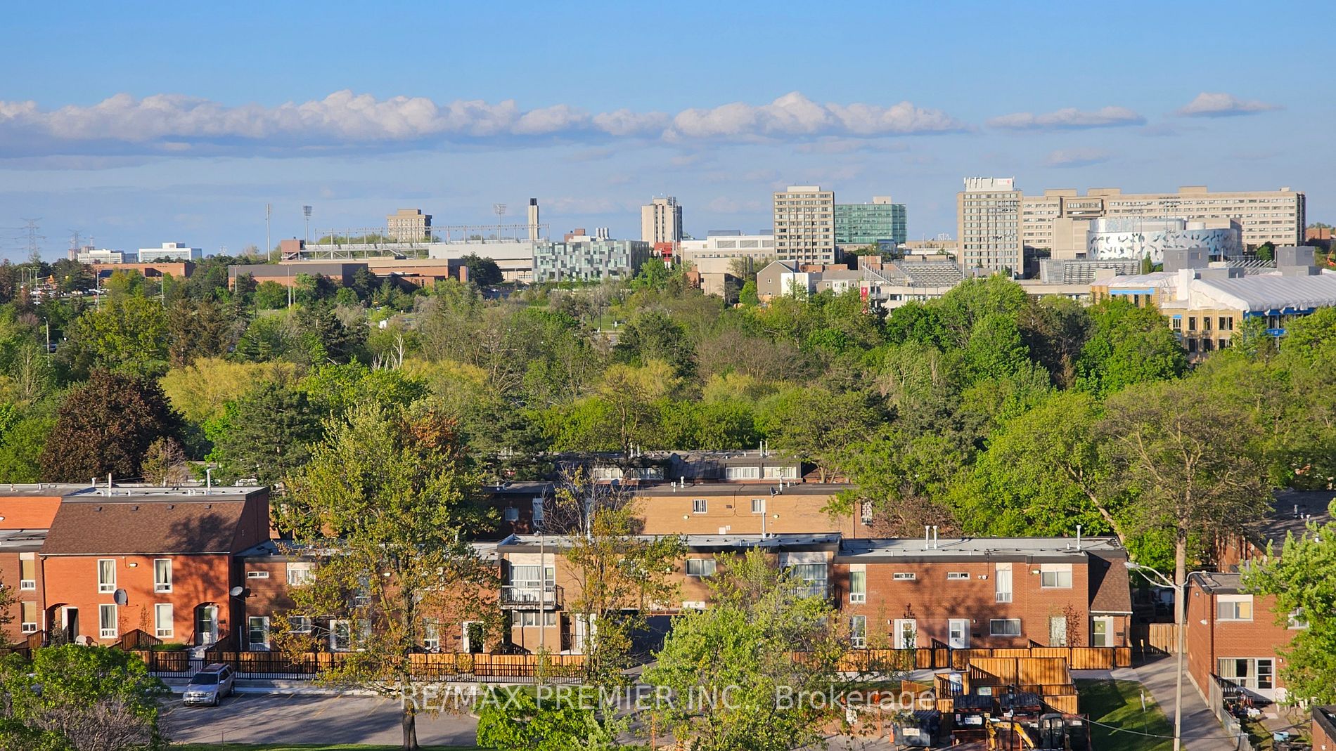 4673 Jane St, #904