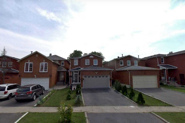 8 Danum Rd, Brampton