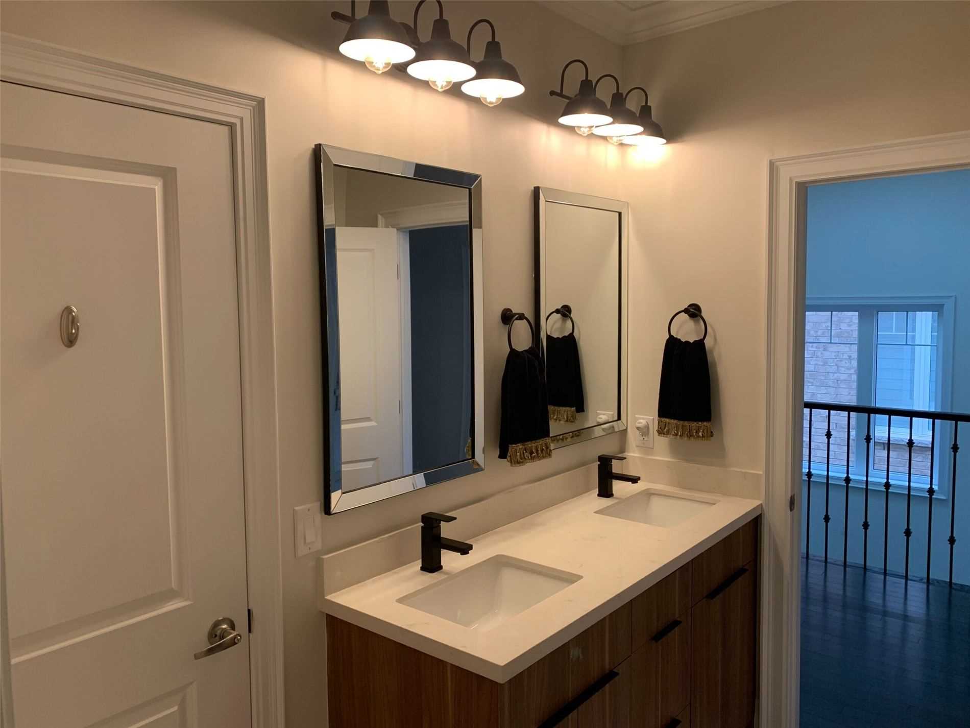121 Waterview Common