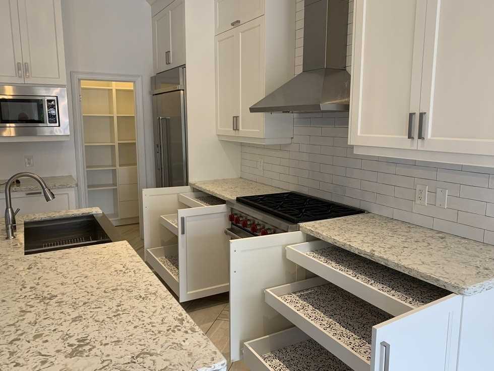 121 Waterview Common