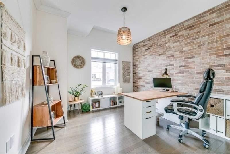 121 Waterview Common