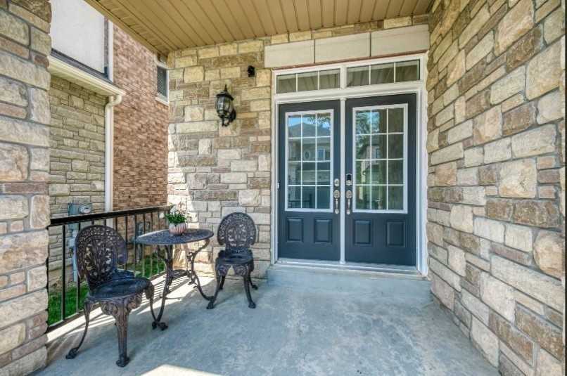 121 Waterview Common