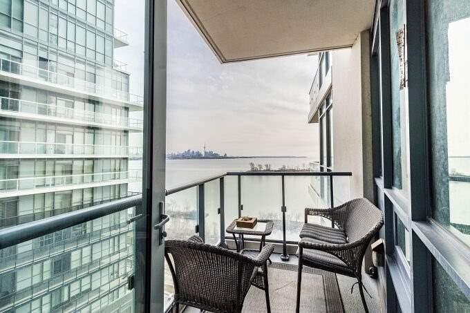 59 Annie Craig Drive, #1201