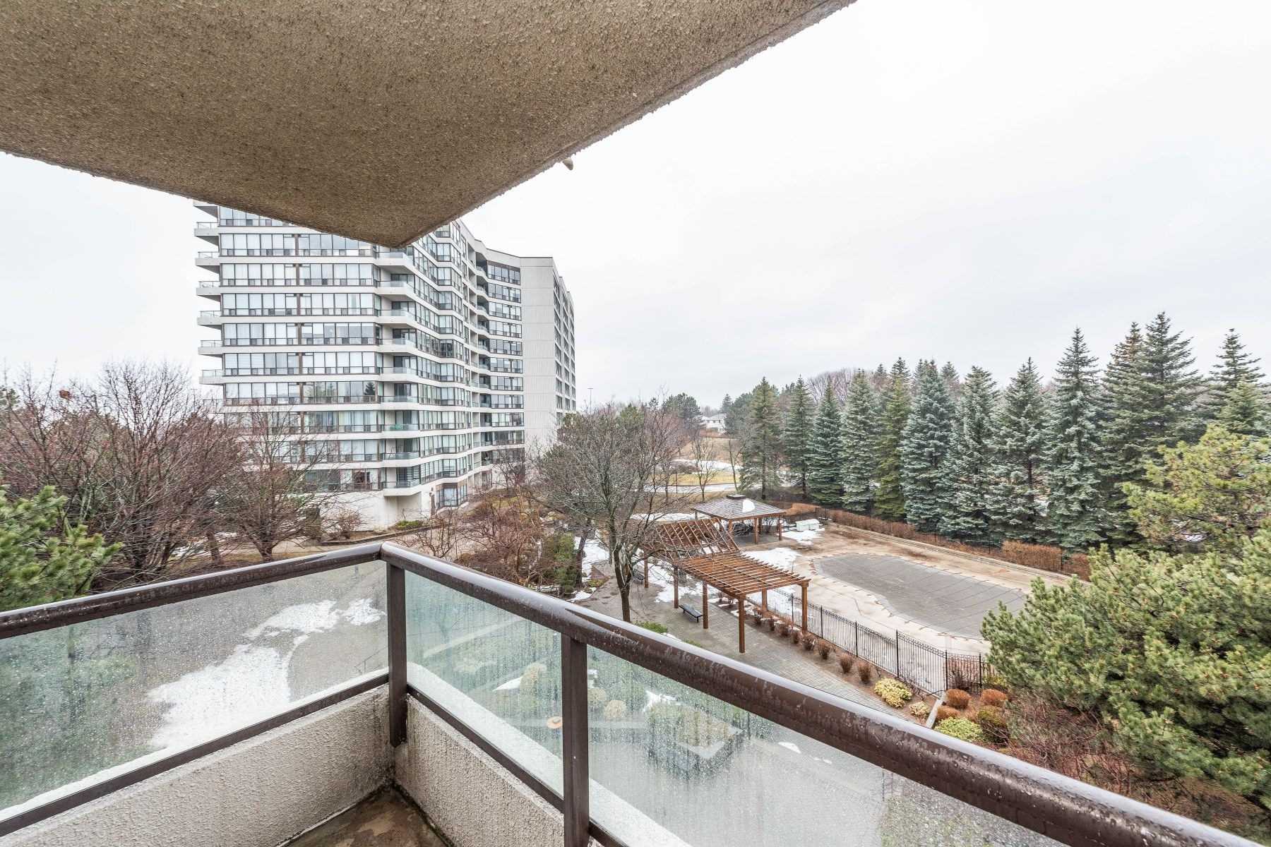 10 Laurelcrest St, #412