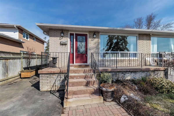 3596 Ellengale Dr, Mississauga