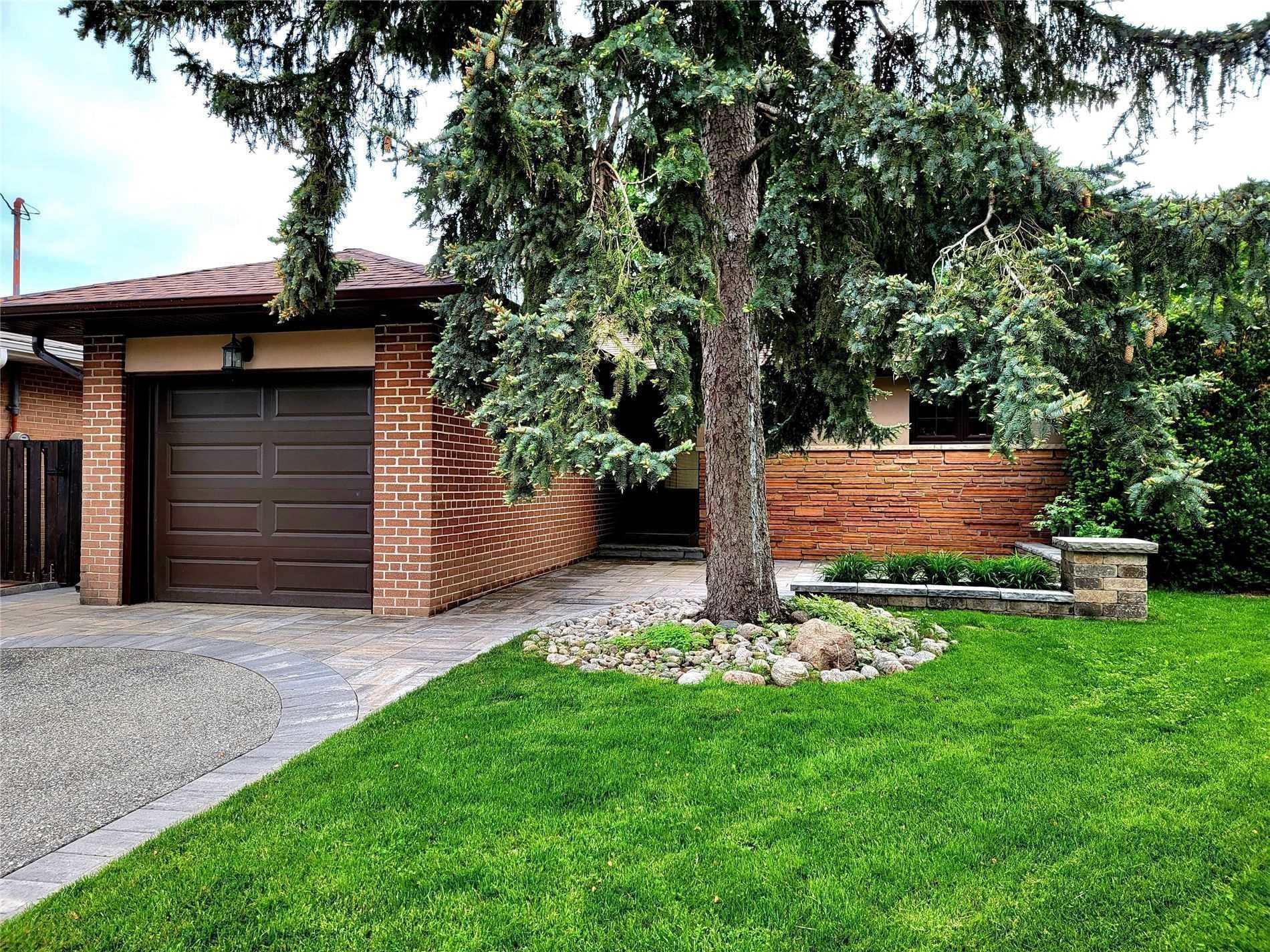 Listing W5997909 - Large Photo # 1