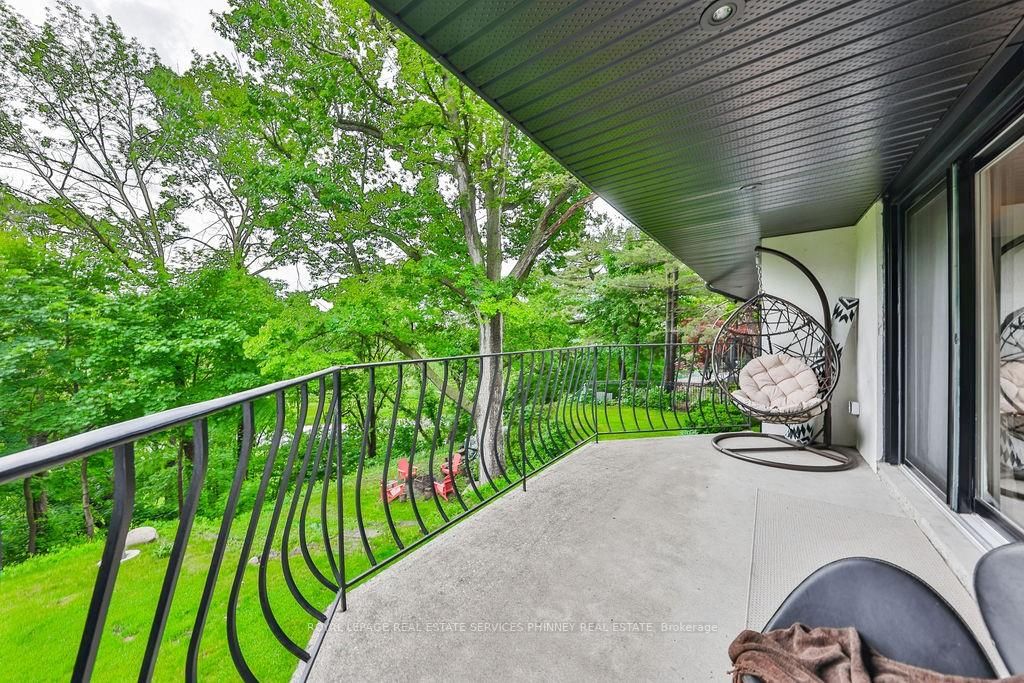 2204 Shardawn Mews