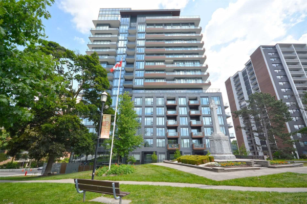 21 Park St E, Mississauga