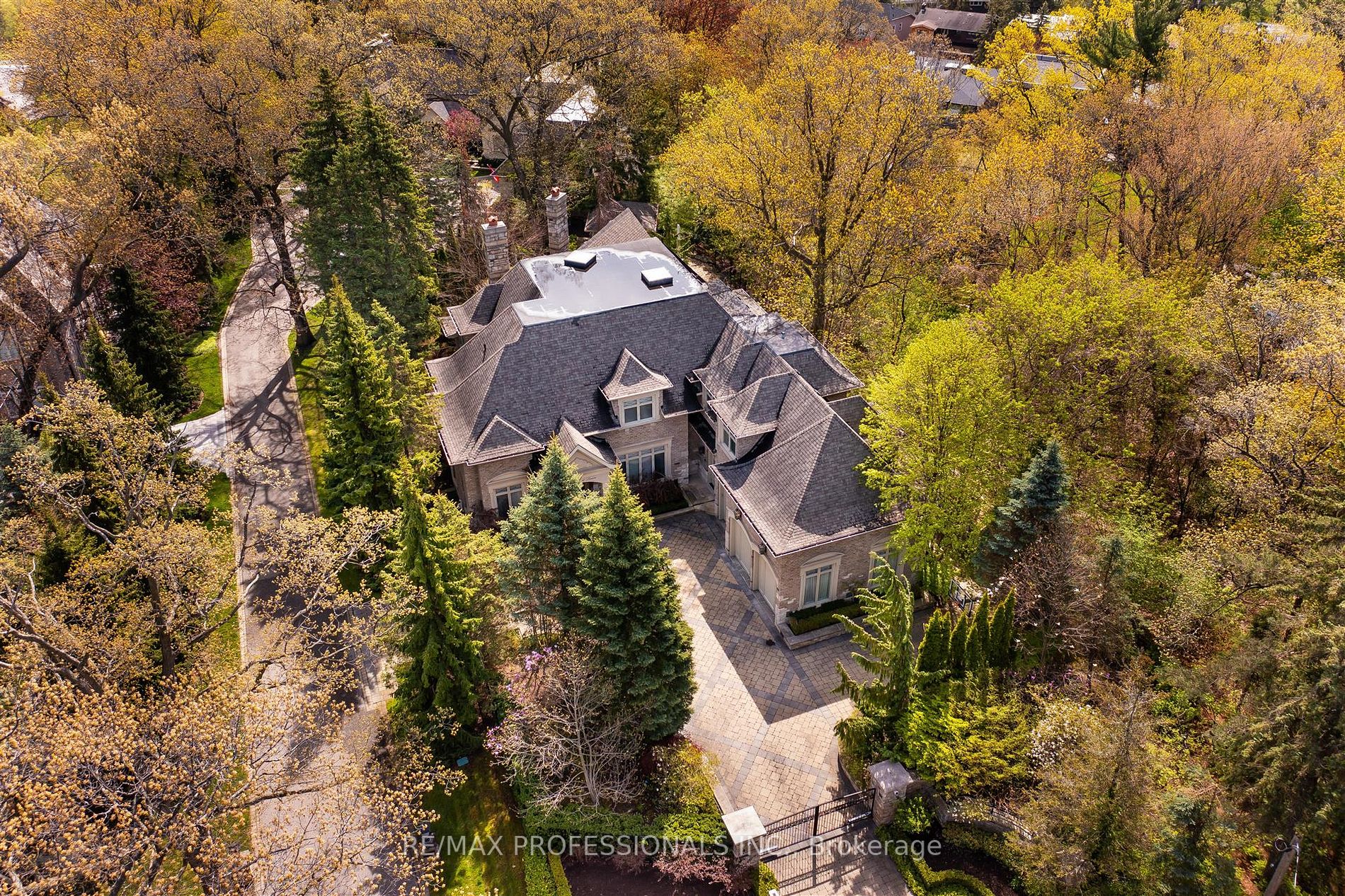 Listing W5998060 - Large Photo # 3