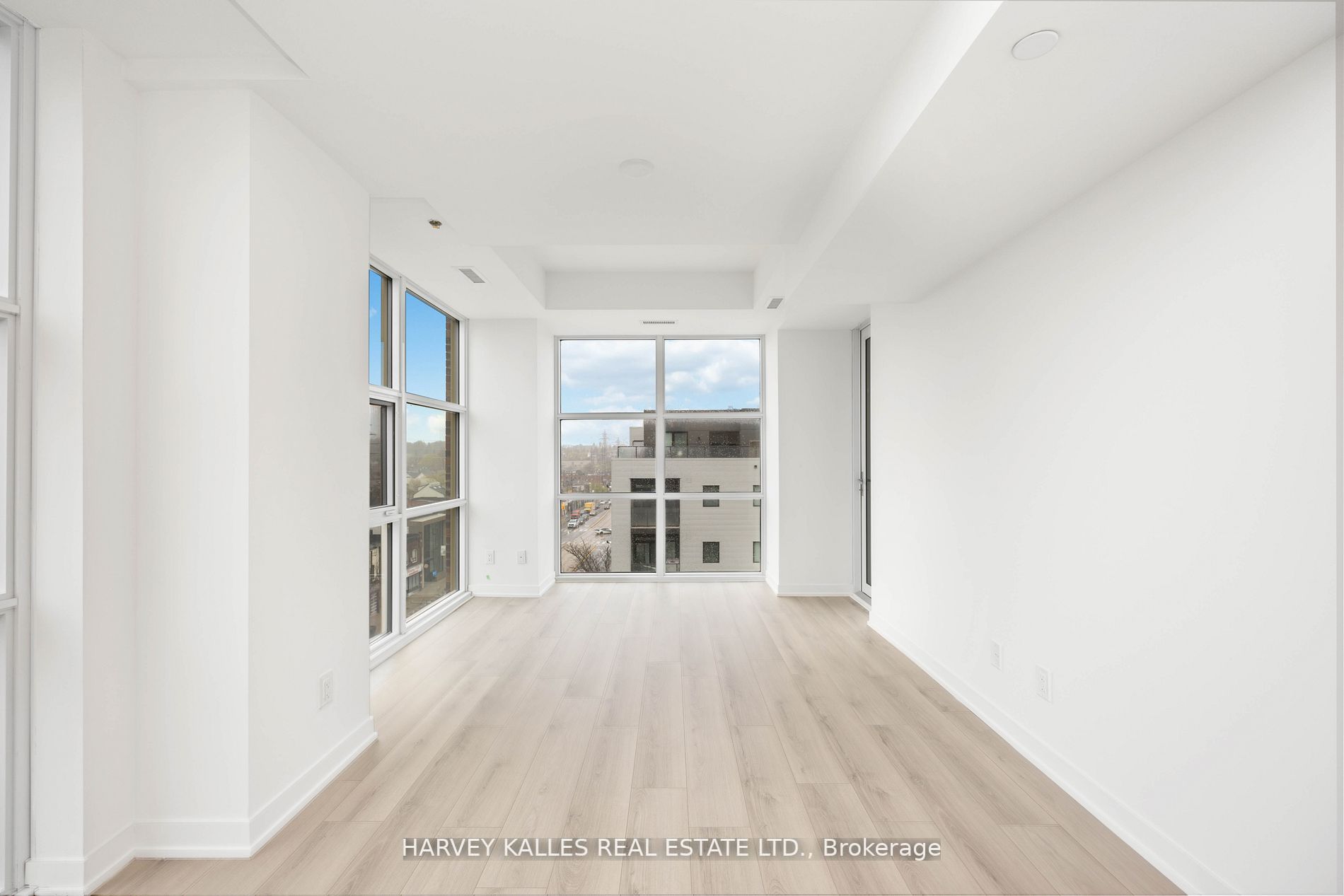 1787 St Clair Ave W, #620