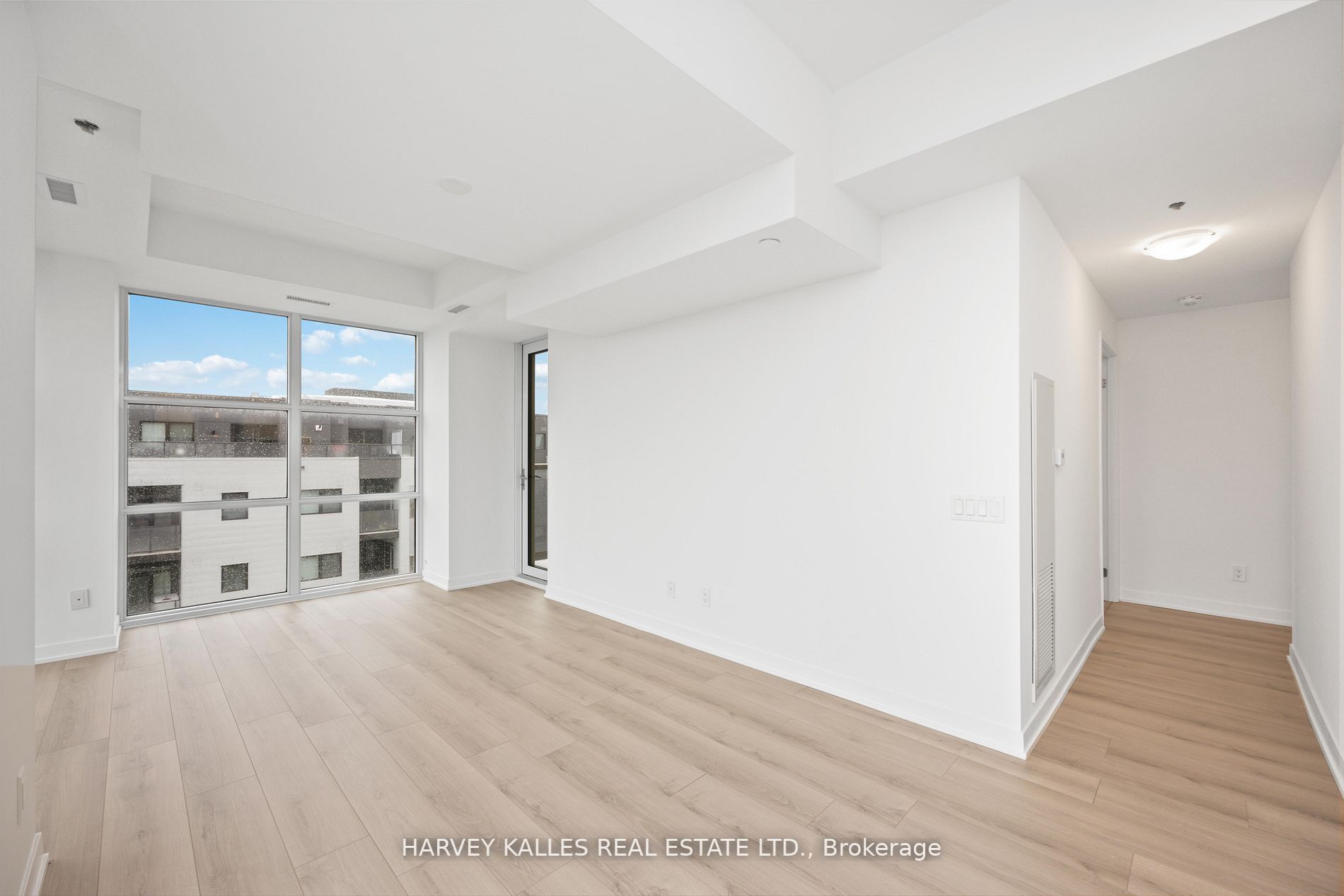 1787 St Clair Ave W, #620