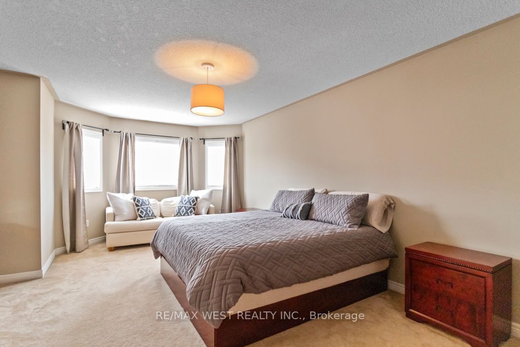 23 Humbershed Crescent