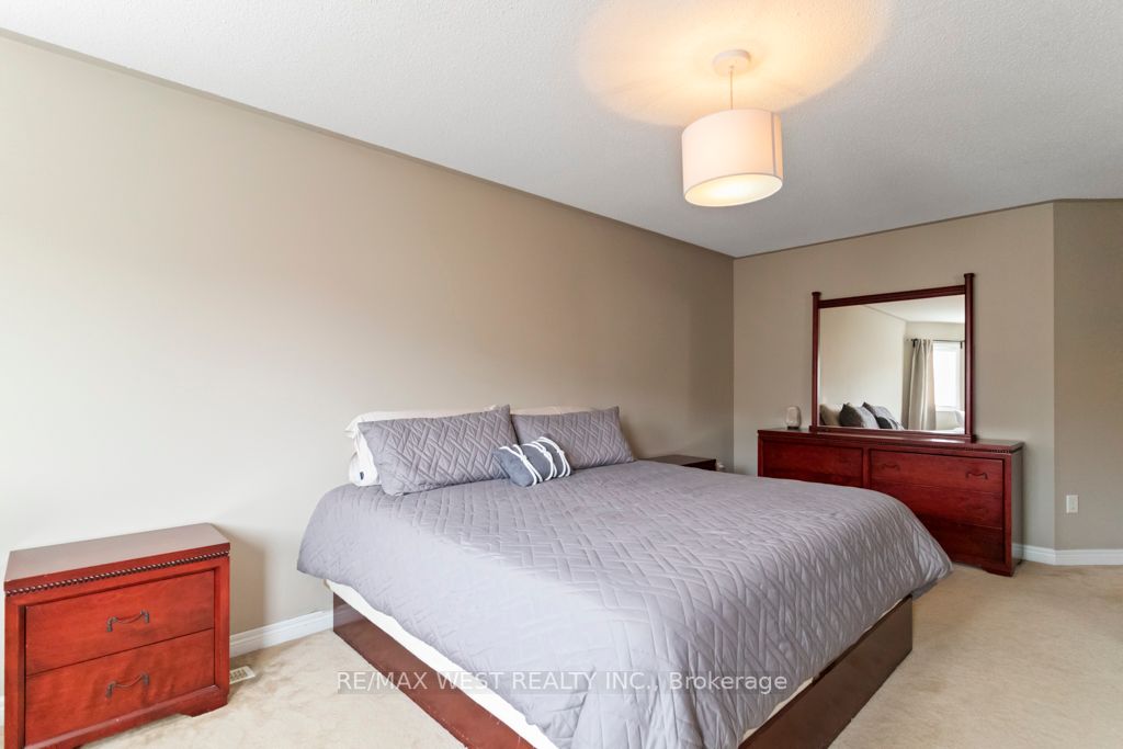 23 Humbershed Crescent