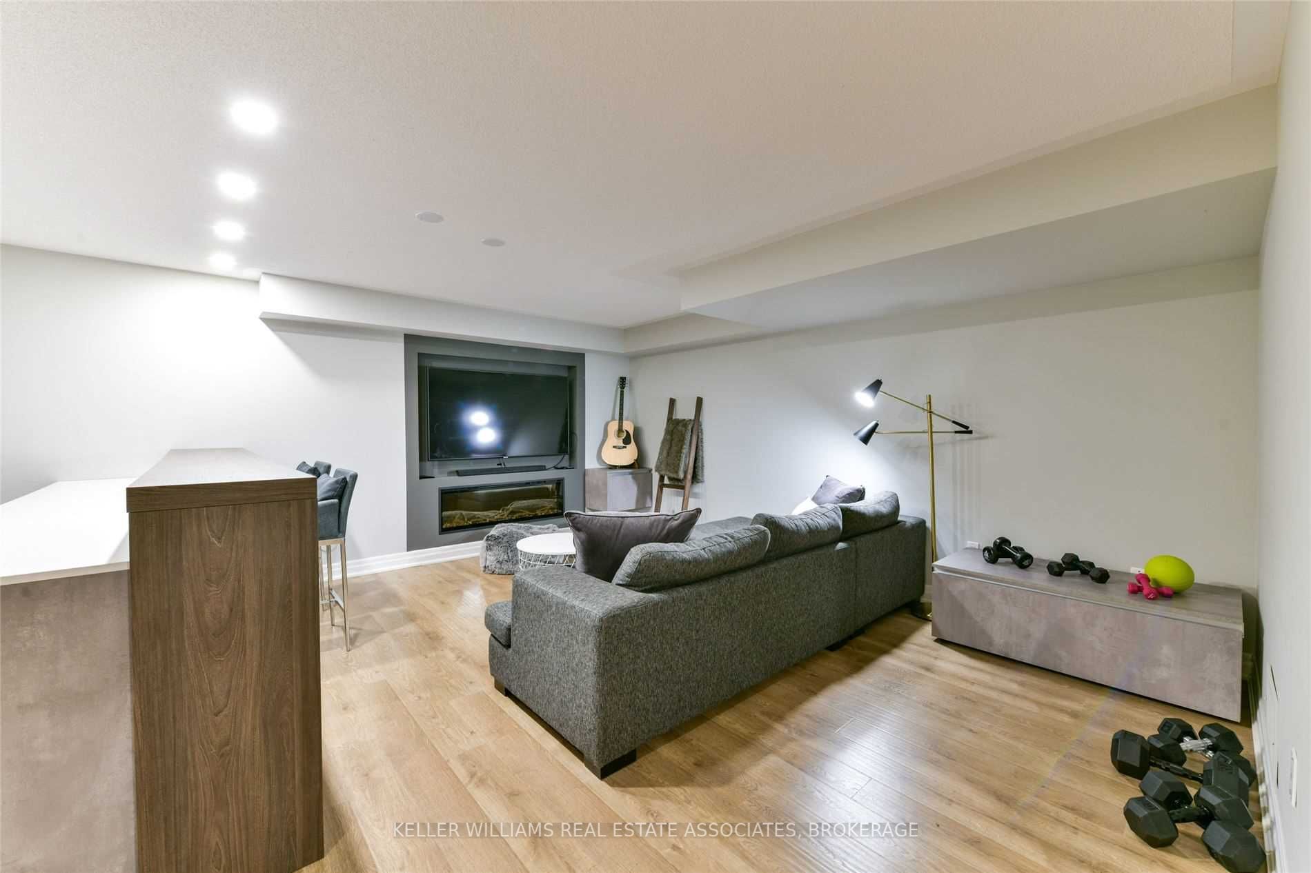 Listing W5998839 - Large Photo # 31