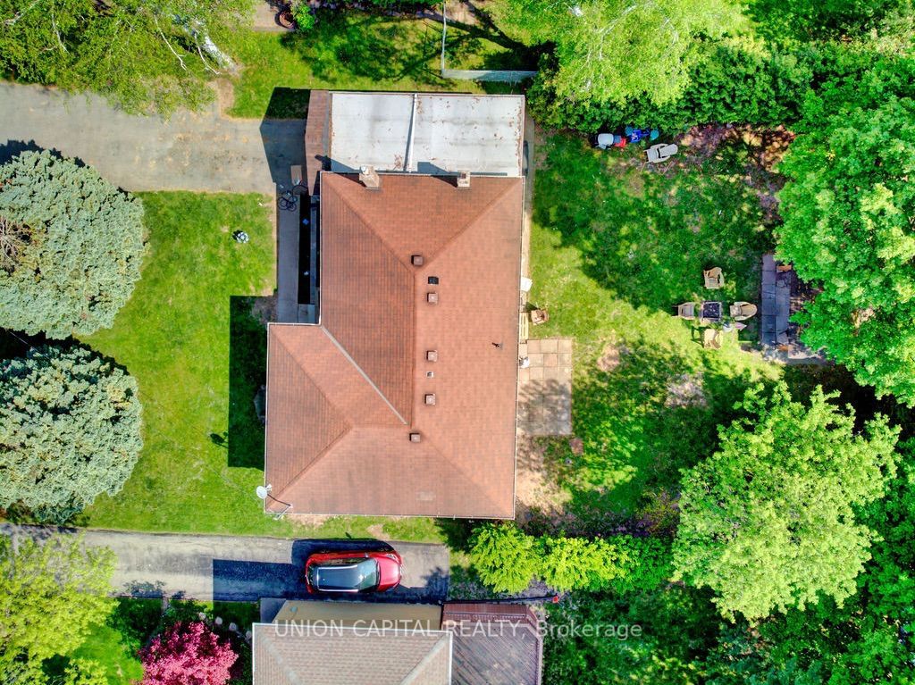 208 Glen Oak Dr